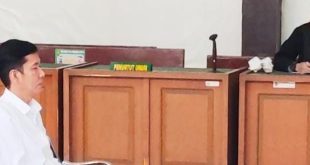 Edwin Herius, mantan Pimpinan BNI Kantor Cabang Pembantu (KCP) Muaradua, Kabupaten OKU Selatan, divonis pidana dua tahun penjara oleh majelis hakim Tipikor PN Palembang, Rabu (22/5/2024). Foto: Sumselheadline/Ela.