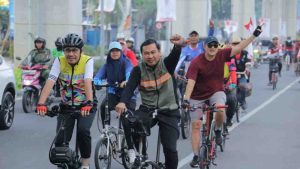 Para peserta gowes dalam rangka HUT Palembang, Sabtu (22/6/2024). Foto: Kominfo Palembang.