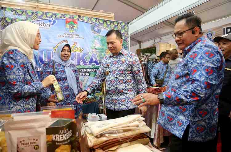 Pj Gubernur Sumsel Elen Setiadi Hadiri Puncak Peringatan Harganas ke-31 di Semarang, Sabtu (29/6/2024). Foto: Humas Pemprov Sumsel.