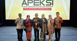 Ketua Tim Penggerak Pemberdayaan Kesejahteraan Keluarga (PKK) dan Darmawanita Palembang, Hj Dewi Sastrani Ratu Dewa dan Tria gunawan, hadir di acara Apeksi di Balikpapan, Senin malam (3/6/2024). Foto: Kominfo Palembang.
