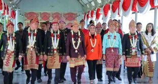 Penjabat Walikota Palembang, Ratu Dewa bersama Penjabat Gubernur Sumsel, Agus Fatoni, Ketua DPRD Sumsel Anita Noeringhati dan para pimpinan DPRD Palembang, menjelang paripurna HUT Kota Palembang, Minggu (16/6/2024). Foto: Kominfo Palembang.
