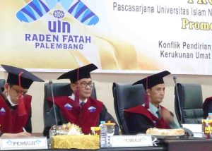 Heri Amalindo saat menjadi anggota tim penguji calon doktor di UIN Raden Fatah, Palembang, Selasa (4/6/2024). Foto: Sumselheadline/Fer.