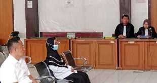 Sekretaris dan Bendahara KORPRI Banyuasin, yaitu Bambang Gusriandi dan Mirdayani menjalani sidang dugaan korupsi di PN Tipikor Palembang, Kamis (6/6/2024). Foto: Sumselheadline/Ela.