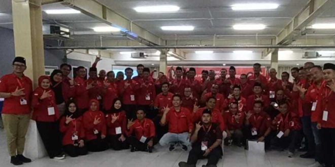 Para kader PDIP Sumsel jelang mengikuti pelatihan di Wisama Atlet, JSC Palembang, Jumat (31/5/2024). Foto: Fer.