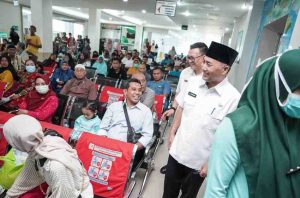 Sekda Muba, Apriyadi melihat langsung pelayanan kesehatan di RSUD Sekayu, Rabu (19/6/2024). Foto: Kominfo Muba.