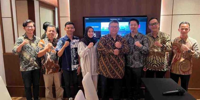 Sekretaris Dinkominfo Daud Amri, SH bersama tim Evaluasi Implementasi Program Kota Cerdas (Smart City) Tahap I Tahun 2024 di Bali, Kamis (27/6/2024). Foto: Kominfo Muba.