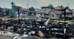 Puing-puing sebuah rumah terbakar di Kelurahan Kemas Rindo Kecamatan Kertapati, Palembang, Jumat (14/6/2024), Foto: Dok Polsek Kertapati.