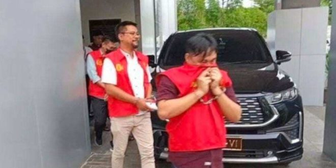 Para tersangka kasus perpajakan di Palembang. Foto: Dok Sumselheadline.