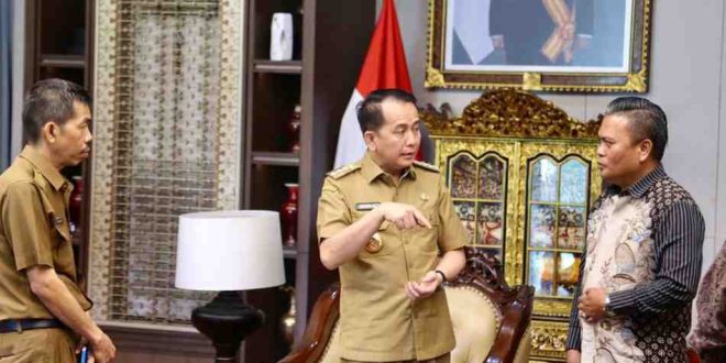 Direktur Utama PT Ayo Media Network Hardiansyah saat bersilaturrahim ke Pj Gubernur Sumsel, Agus Fatoni di Griya Agung, Palembang, Selasa (11/6/2024). Foto: Humas Pemprov Sumsel.