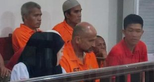 Vladimir Kasarski, WN Rusia dituntut 18 bulan penjara dalam kasus pembobolan ATM, Selasa (2/7/2024). Foto: Sumselheadline/Ela.