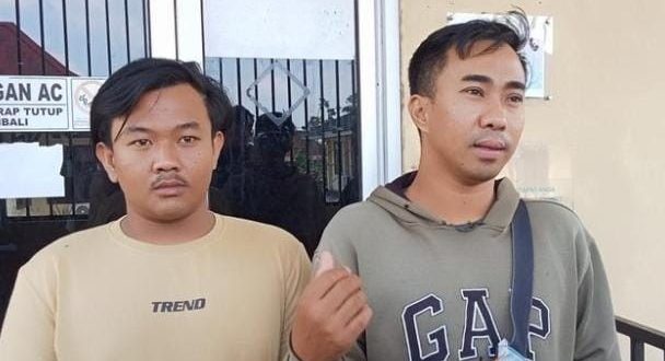 Ria, korban penganiyaan, yang melapor ke Polrestabes Palembang, Selasa (30/7/2024). Foto: Sumselheadline/Ela.