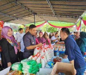 Pasar murah yang digelar Pemkot Palembang beberapa waktu lalu. Foto: Dok Sumselheadline.