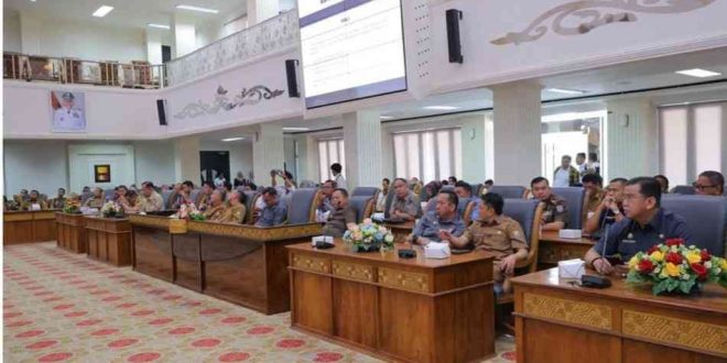 Suasana rapat koordinasi tentang pergantian mobil dinas dengan sistem sewa, Selasa (16/7/2024). Foto: Sumselheadline/Pitria.
