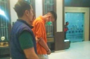 MB (18), pelaku tawuran di Kalidoni Palembang, yang menewaskan MA (18) ditangkap polisi, Sabtu (6/7/2024). Foto: Sumselheadline/Ela.