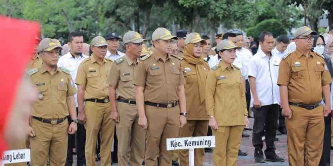 Para ASN Pemkot Palembang saat upacvara bendara. Foto: Dok Sumselheadline.