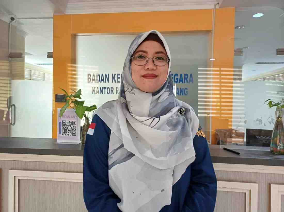 Kepala Bidang Informasi Kepegawaian Badan Kepegawaian Negara (BKN) Kantor Regional (Kanreg) VII Palembang Yuli Novianti. Foto: Sumselheadaline/Pitria.