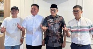 Cagub Sumsel, Herman Deru dan Heri Amalindo bertemu di rumah kediaman pribadi Bupati Pali, Kamis (29/8/2024). Foto: Dok Tim HDCU.