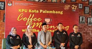 Ketua KPU Kota Palembang Syawaluddin usai coffe morning bersama wartawan, Kamis (15/8/2024). Foto: Sumselheadline/Pitria.