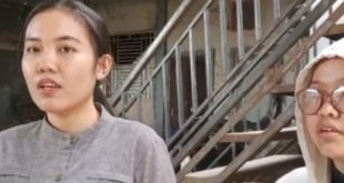 Fera Lisa (24) dan Mila (23), melapor ke SPK Terpadu Polrestabes Palembang karena sepda motor mereka hilang, Sabtu (24/8/2024). Foto: Sumselheadline/Ela.