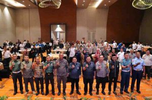 Pj Walikota Palembang, A Damenta hadir pada Rapat Koordinasi Lintas Sektoral Kesiapan Penyelenggaraan Pilkada Kota Palembang tahun 2024 di Ballroom Hotel Novotel Palembang, Kamis (22/8/2024). Foto: Kominfo Palembang.