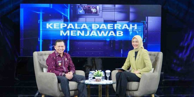 Pj Gubernur Sumsel, Eelen Setiadi menjadi talk show di TVRI Sumsel, Selasa (6/8/2024) malam. Foto: Humas Pemprov Sumsel.