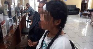 Seorang remaja putri melapor dikeroyok pelaku yang sering melakjkan ujaran kebencian di medsos. Foto: Sumselheadline/Ela.