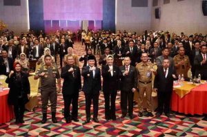 Pj Gubernur Sumsel, Elen Setiadi saat menghadiri Bimtek anggota DPRD se-Kabupaten-kota di Sumsel, Selasa (3/9/2024). Foto: Humas Pemprov Sumsel.