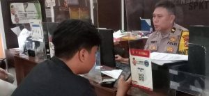 Muhammad Dwi Bardananto (25), seorang mahasiswa di Kota Palembang, Jumat (20/9/2024). Foto: Sumselheadline/Ela.