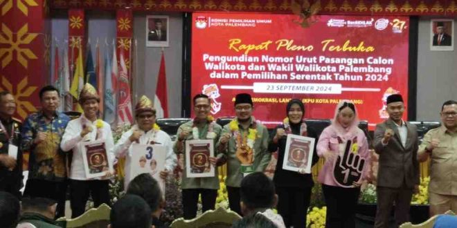 Paslon Walikota Palembang saat melakukan undian nomor urut di KPU Palembang. Foto: Sumselheadline/Pitria.
