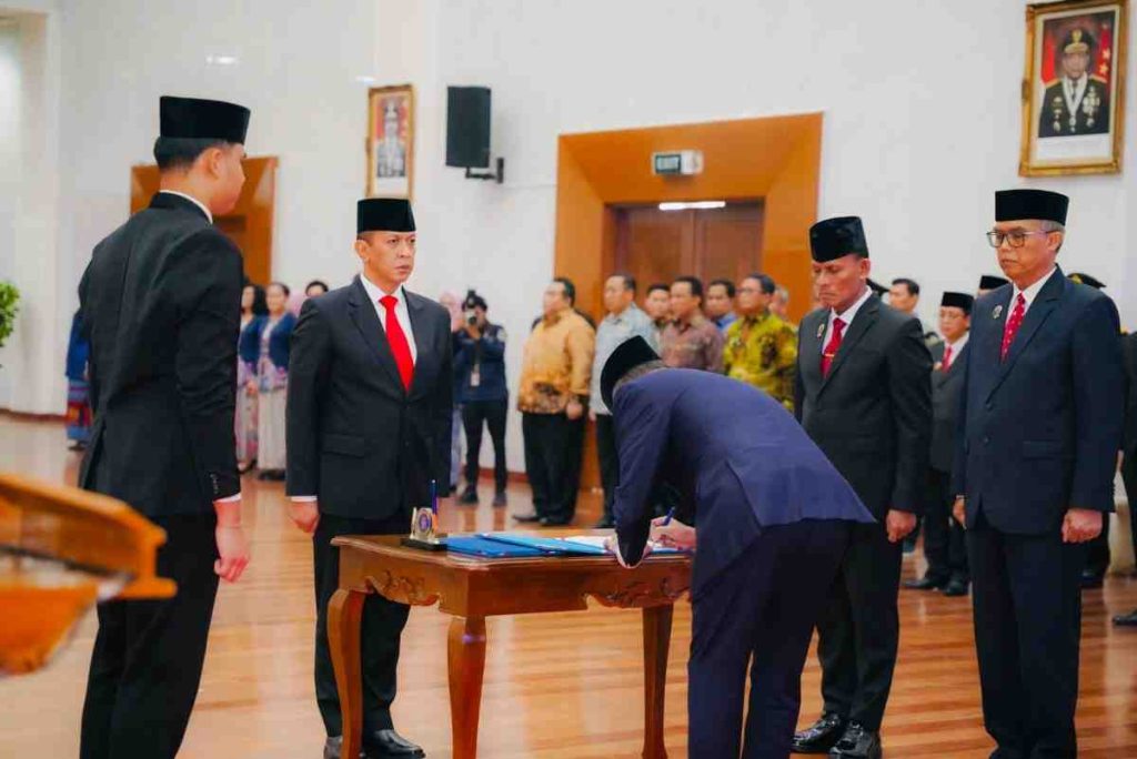 pelantikan Irjen Pol A Rachmad Wibowo Sik, Kapolda Sumsel, dilantik sebagai Wakil Kepala BSSN RI, Jumat (20/9/2024). Foto: Dok Humas Polda Sumsel.