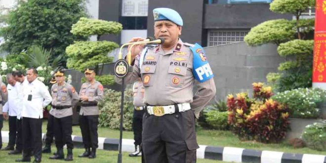 Karo Provoost Divisi Propam Polri Brigjen Pol Drs Sumarto Msi, Selasa (17/9/2024) hadir di Polda Sumsel memimpin apel personel Polda Sumsel. Foto: Sumselheadline/Ela.
