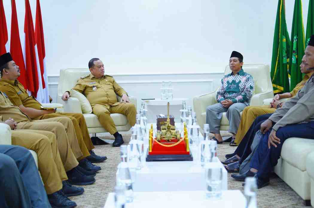Pj Bupati Muba, Sanndi Fahlepi menerima kunjungan pengurus NU Muba, Selasa (10/9/2024). Foto: Kominfo Muba.