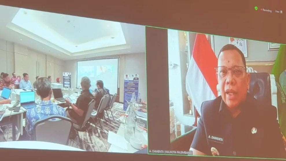 Pj Wali Kota Palembang A Damenta mengucap syukur karena Kota Palembang terus konsisten dalam mendapatkan penghargaan Bhumandala Award, Rabu (30/10/2024). Foto: Kominfo Palembang.