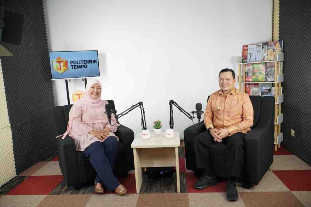 Pj Gubernur Sumsel, Eelen Setiadi saat menjadi narasumber podcast Tempo di Jakarta, Jumat (25/10/2024). Foto: Humas Pemprov Sumsel.