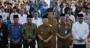 Pj Gubernur Sumsel, Elen Setiadi saat membuka lomba MTQ/Hadroh tingkat SMA/SMK Negeri dan Swasta se-Sumsel bertmepat didi SMA Negeri 5 Palembang, Senin (28/10/2024). Foto: Humas Pemprov SUmsel.