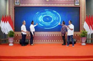Pj Gubernur Sumsel Elen Setiadi membuka kegiatan Sumsel Digital Financial Innovation Day (Sumsel DIGNATION) 2024 diselenggarakan oleh OJK Provinsi Sumsel dan Bangka Belitung di Kantor OJK Sumsel. Foto: Humas Pemprov Sumsel.