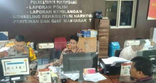 Pemilik kambing melapor ke Polrestabes Palembang, karena empat kambingnya diboyong maling, Rabu (23/10/2024). Foto: Sumselheadline/Ela.