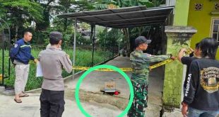 Petugas melakukan olah TKT atas ditemukannya orok bayi, Minggu (6/10/2024). Foto: Sumselheadline/Ela.