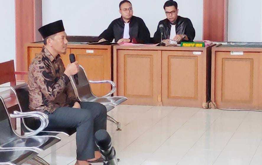 Sidang kasus dana desa yang menjadikan oknum Kades di Lahat sebagai terdakwa, Rabu (16/10/2024). Foto: Sumselheadline/Ela.