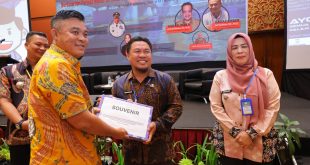 Disdukcapil menggelar Sosialisasi Penyelenggaraan Administrasi Kependudukan oleh Petugas Registrasi Kelurahan, serta Pelayanan Aktivasi Identitas Kependudukan Digital. Acara yang dipusatkan di Hotel Arya Duta Palembang, Jumat (18/10/2024). Foto: Kominfo Palembang.