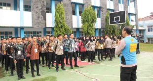 Para peserta yang mengikuti tes Seleksi Penerimaan Anggota Polri Jalur Bakomsus ( Bidang Pertanian, Peternakan, Perikanan Gizi dan Kesehatan Masyarakat T, A.2025 ) mendapat pengarahan. Foto: Dok Humas Polda Sumsel.