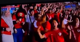 Para penonton bergemuruh saat timnas Indonesia memang atas Arab Saudi di GBK, Jakarta, Selasa (19/11/2024) malam. Foto: screenshot GTV.