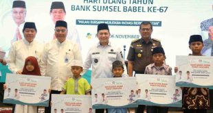 Pj Gubernur Sumsel. Elen Setiadi saat menghadiri syukuran HUT BSB ke 67 di Masjid Babussallam Sabil Barakah  Kantor Pusat BSB Jakabaring Palembang, Rabu (6/11/2024). Foto: Humas Pemprov Sumsel.