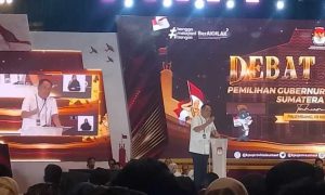 Cawagub Sumsel, Cik Ujang sedang memaparkan visi misi HDCU. Foto: Tim HDCU.