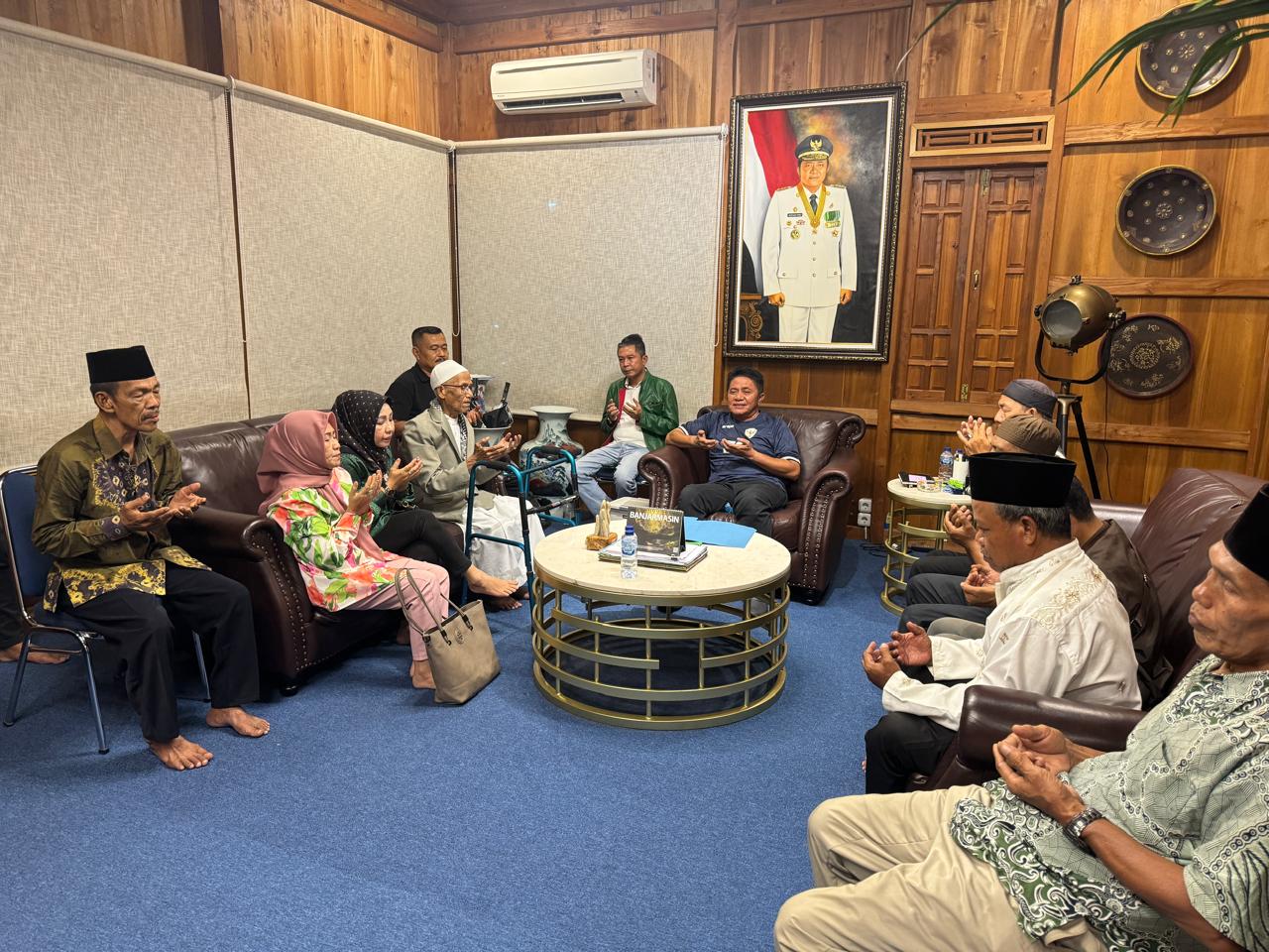 Sejumlah pengurus dan kader PPP Sumsel bersilaturrahim ke Herman Deru. Foto: IST