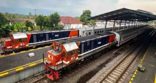 Kereta api di stasiun Kertapati Palembang. Foto: Dok Sumselheadline.