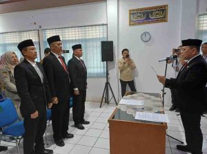 Tiga pimpinan Perumda Pasar Palembang Jaya dilantik, Selasa (26/11/2024). Foto: Sumselheadline/Pitria.
