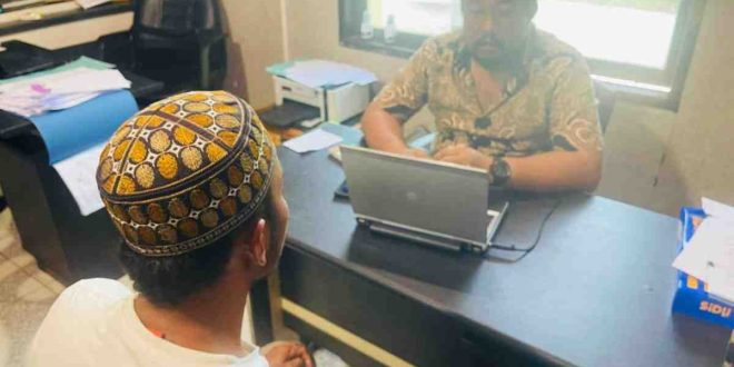 RM, nakhoda speedboat, yang diperiksa penyidik atas tabrakan di Banyuasin. Foto: Dok Polisi.