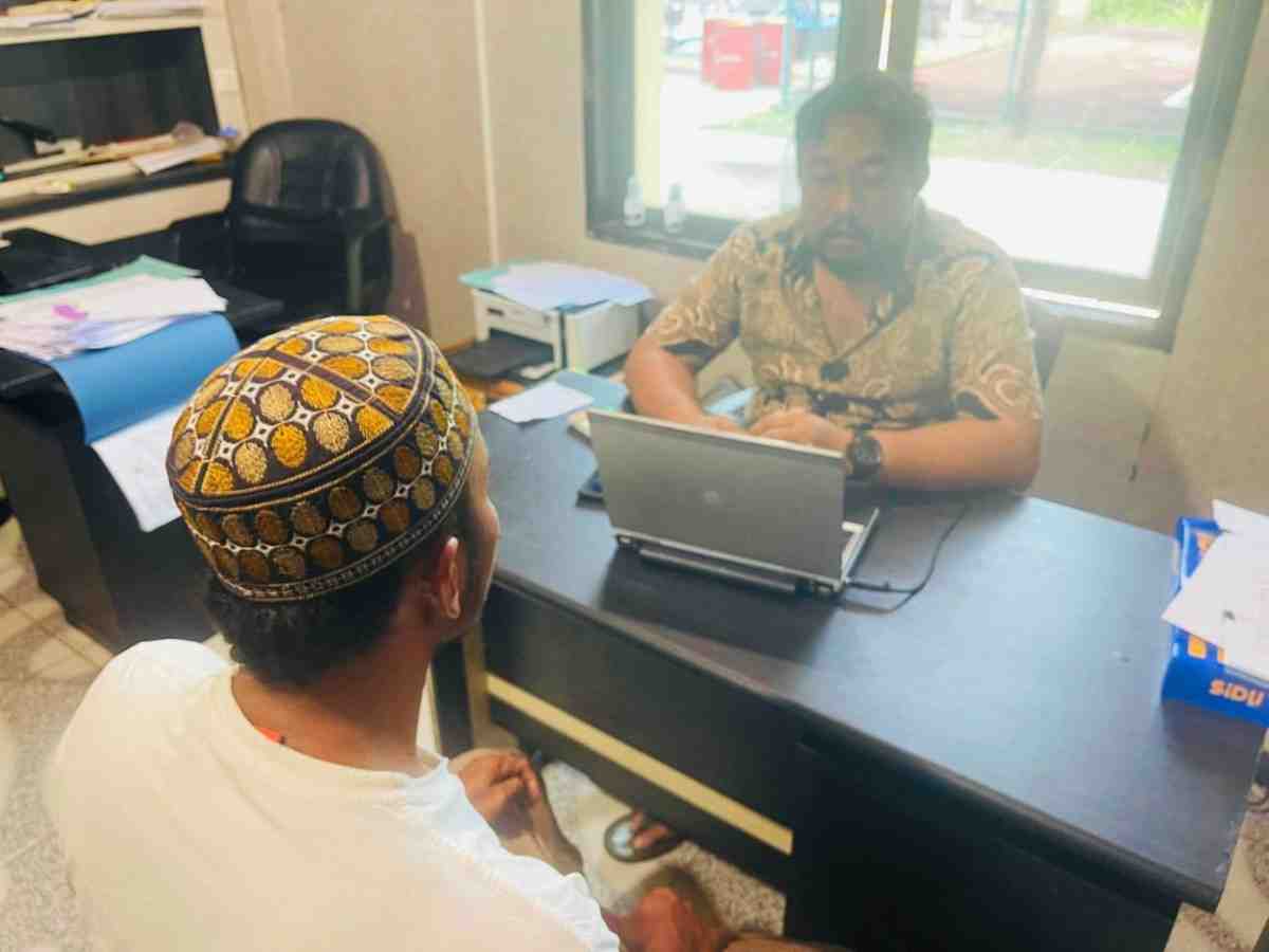 RM, nakhoda speedboat, yang diperiksa penyidik atas tabrakan di Banyuasin. Foto: Dok Polisi.