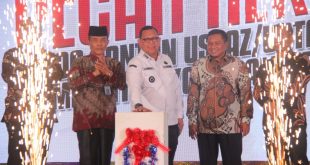Pj Walikota Palembang, A Damenta launching aplikasi KLIK dan buku berisis 5.300 pantun, Kamis (21/11/2024). Foto: Kominfo Palembang.